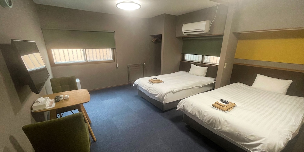 ベーシック ツインルーム 禁煙 共用バスルーム | 励明園