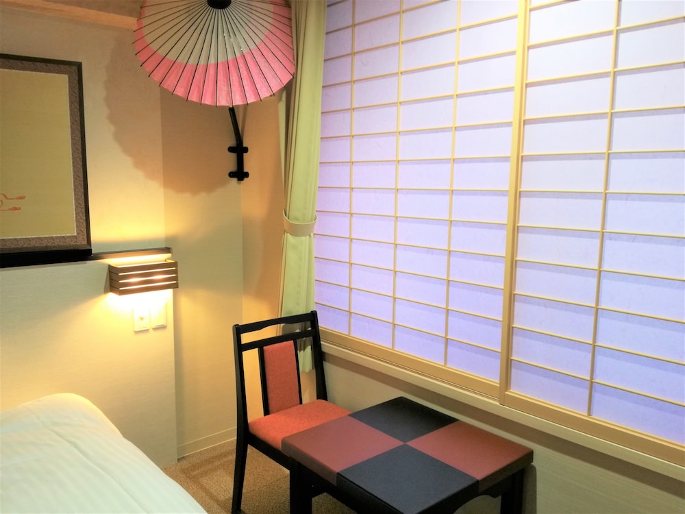 スタンダード ダブルルーム 禁煙 客室2 | 京都イン ギオン
