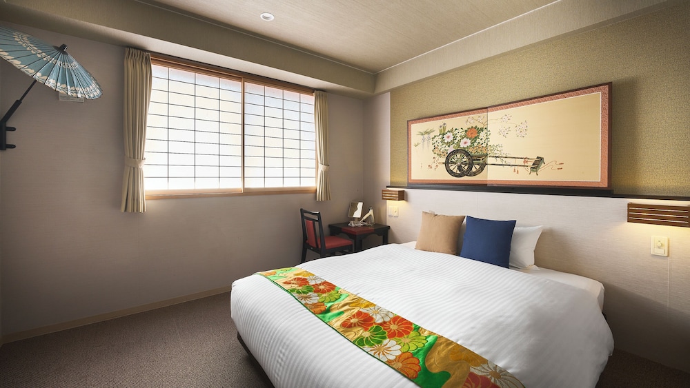 スーペリア ダブルルーム 禁煙 客室11 | 京都イン ギオン