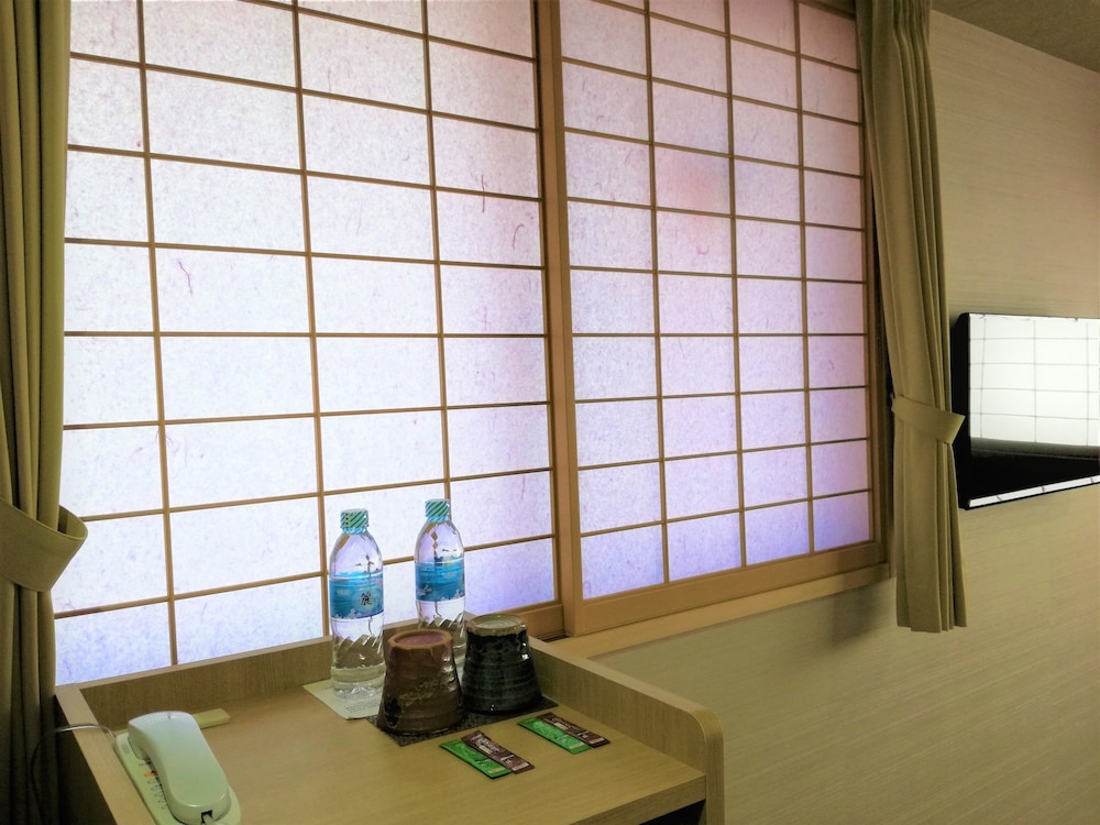 スーペリア ダブルルーム 禁煙 客室4 | 京都イン ギオン