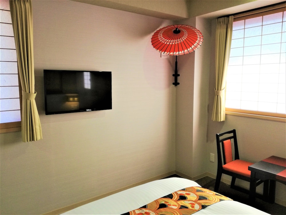 スーペリア ダブルルーム 禁煙 客室6 | 京都イン ギオン