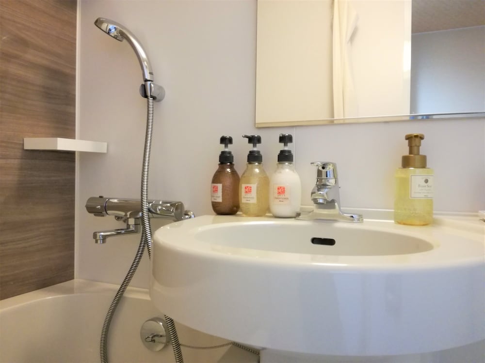 スタンダード ダブルルーム 禁煙 バスルーム0 | 京都イン ギオン