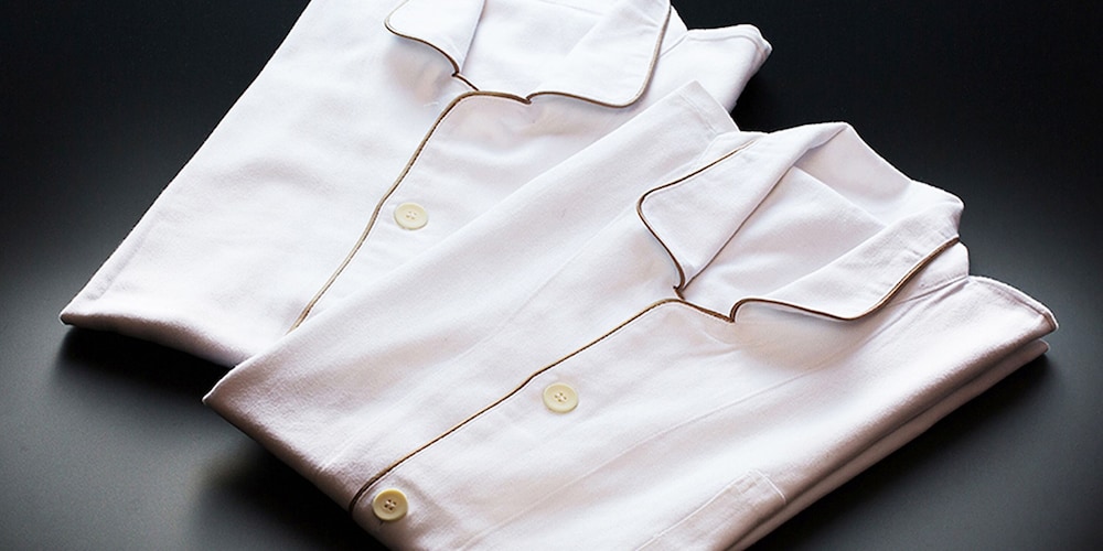 和洋室【虹】リバービュー・ツインベッド・ユニットバス 禁煙 客室の設備とサービス0 | かがり吉祥亭