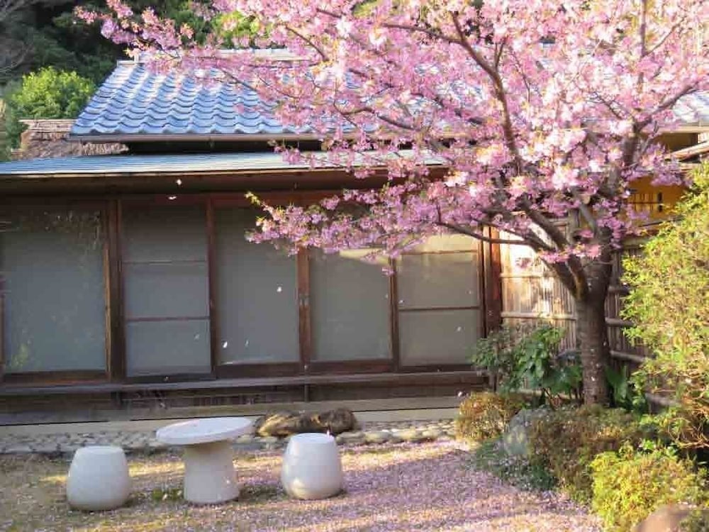 Class 2 離れ露天風呂付客室 (お部屋お任せ / 写真は一例です) テラス / パティオ0 | 離れ家 石田屋