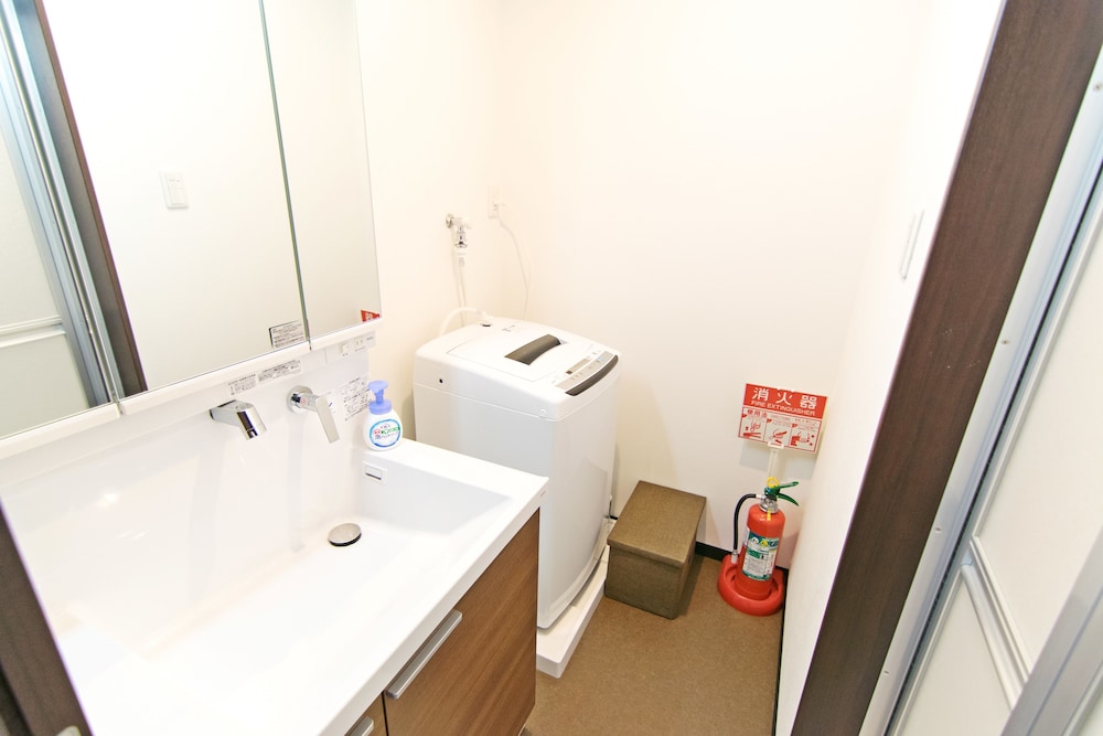 メゾネットアパートメント1F ランドリー0 | Stay SAKURA Kyoto 東寺南 II