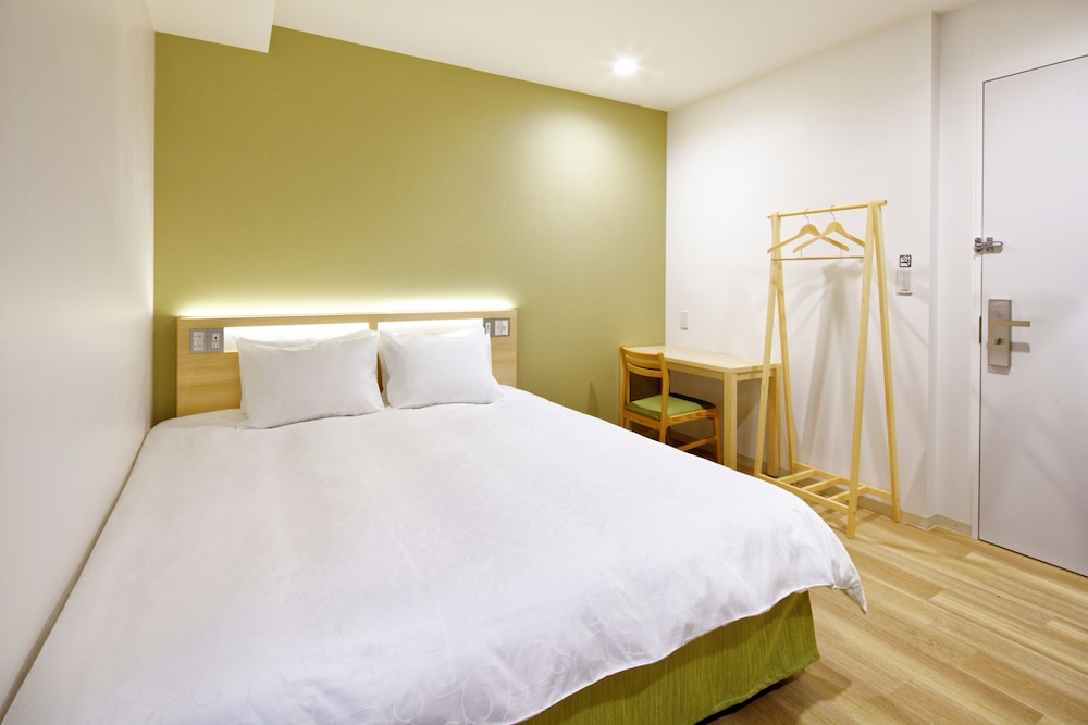 ダブルルーム 客室3 | からくさホテル札幌