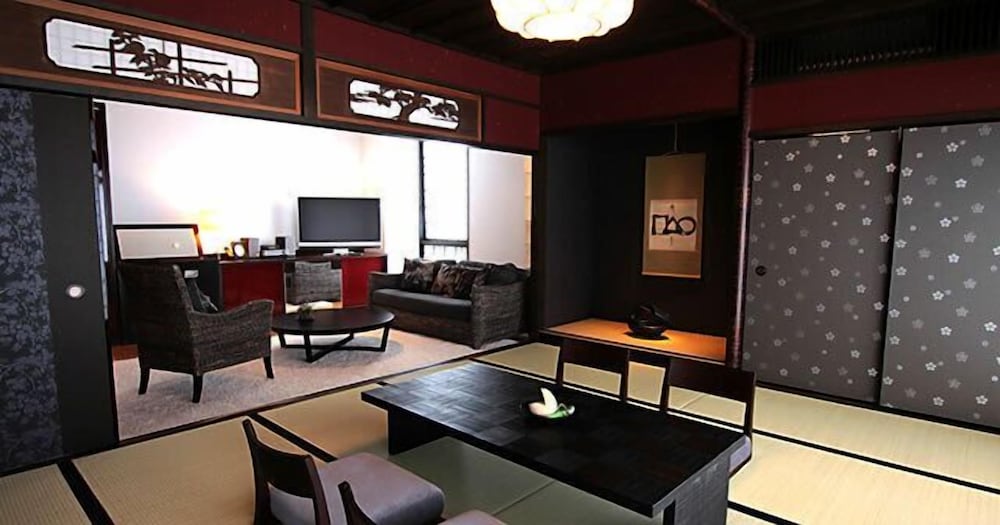 エグゼクティブスイートルーム リビングルーム3 | KIZASHI THE SUITE 京都祇園