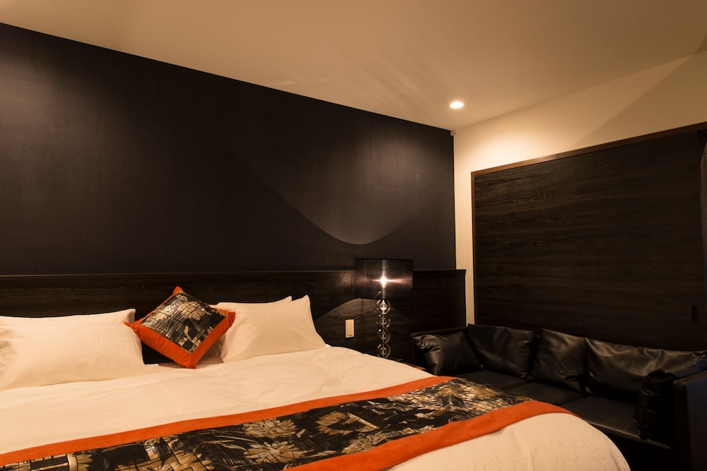 紅梅 客室3 | 上七軒　億