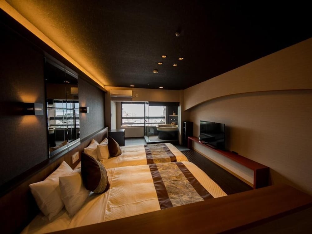 洋モダン和洋室客 ＜室露天風呂付＞ ＜海側眺望＞ ＜36平米＞ 喫煙 客室1 | リブマックスリゾート安芸宮島