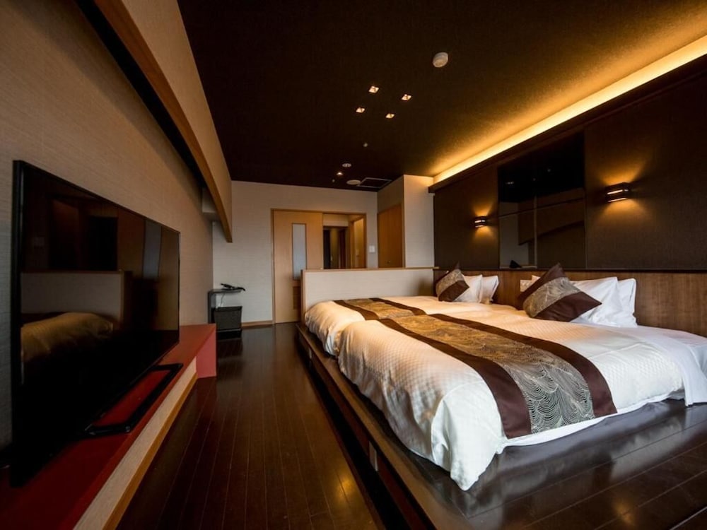 洋モダン和洋室客 ＜室露天風呂付＞ ＜海側眺望＞ ＜36平米＞ 喫煙 | リブマックスリゾート安芸宮島