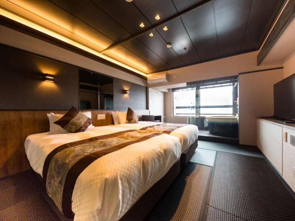 和モダン和洋室 ＜客室露天風呂付＞ ＜海側眺望＞ ＜36平米＞ 禁煙 | リブマックスリゾート安芸宮島