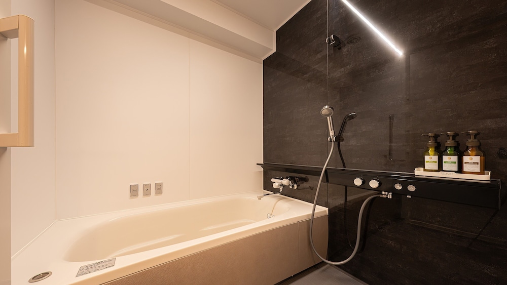 ツインルーム (Special Room) バスルーム0 | 小京都の湯 みくまホテル