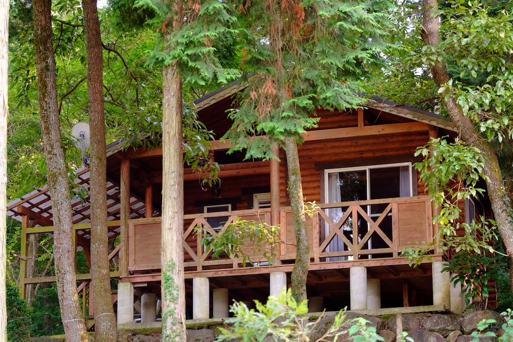 ログハウス (ベッドタイプ選択不可) 客室2 | かいがけ温泉 きのこの里