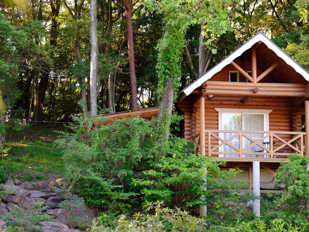 ログハウス (ベッドタイプ選択不可) 客室5 | かいがけ温泉 きのこの里