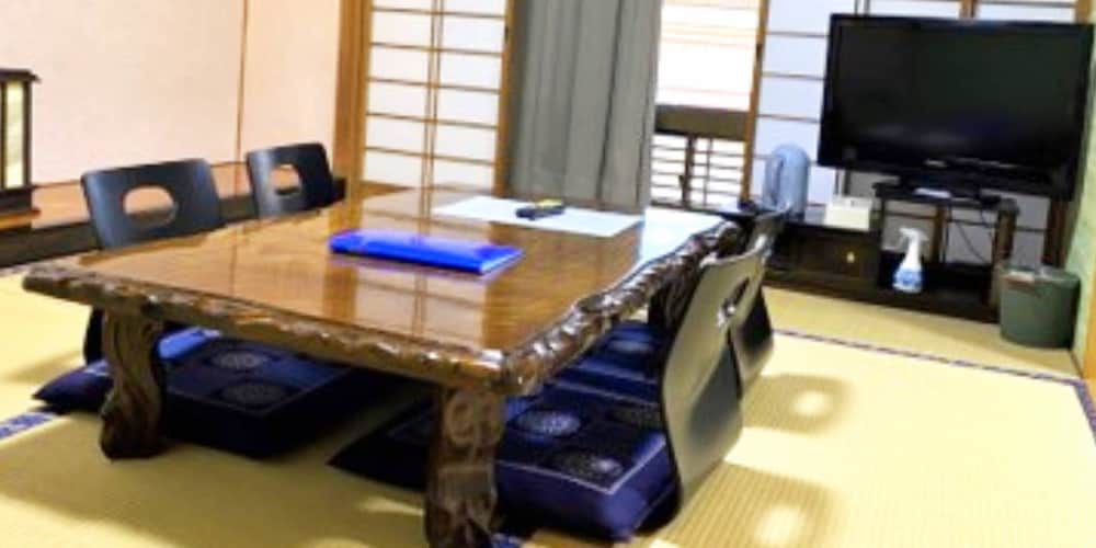 鶴見の間 和室6畳2間続き バストイレ無し 禁煙 客室4 | グッドステイ みずほ