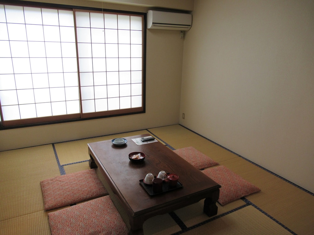 客室1 | ホテル 万葉亭