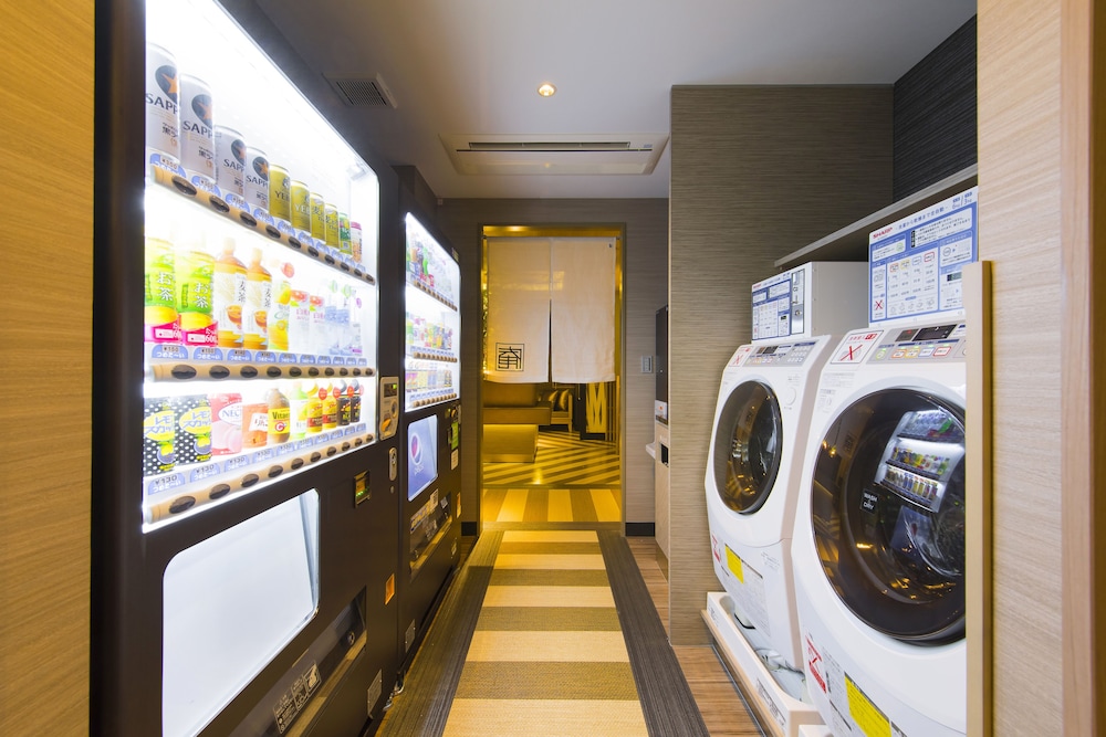 自動販売機1 | ホテル 庵 築地