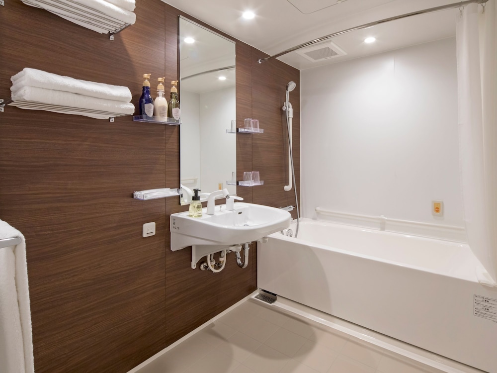 禁煙 アクセシブルフォース バスルーム1 | ホテルマイステイズ御堂筋本町