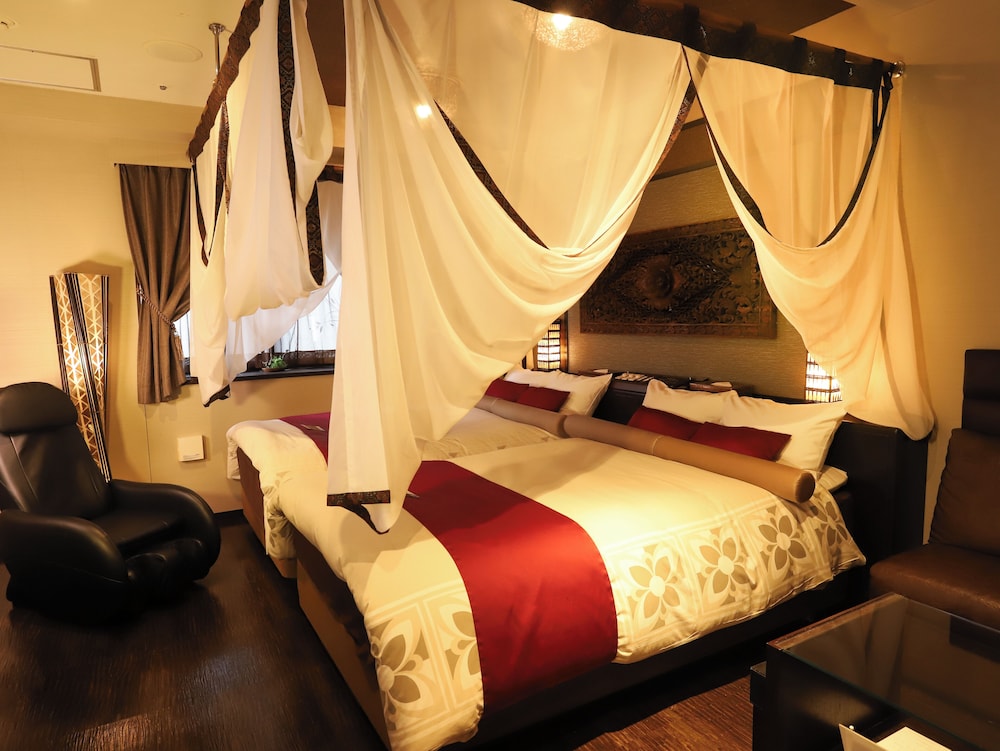 スーペリア ツインルーム /アルコール飲み放題無料 (喫煙可) | ホテルK6 大阪なんば店