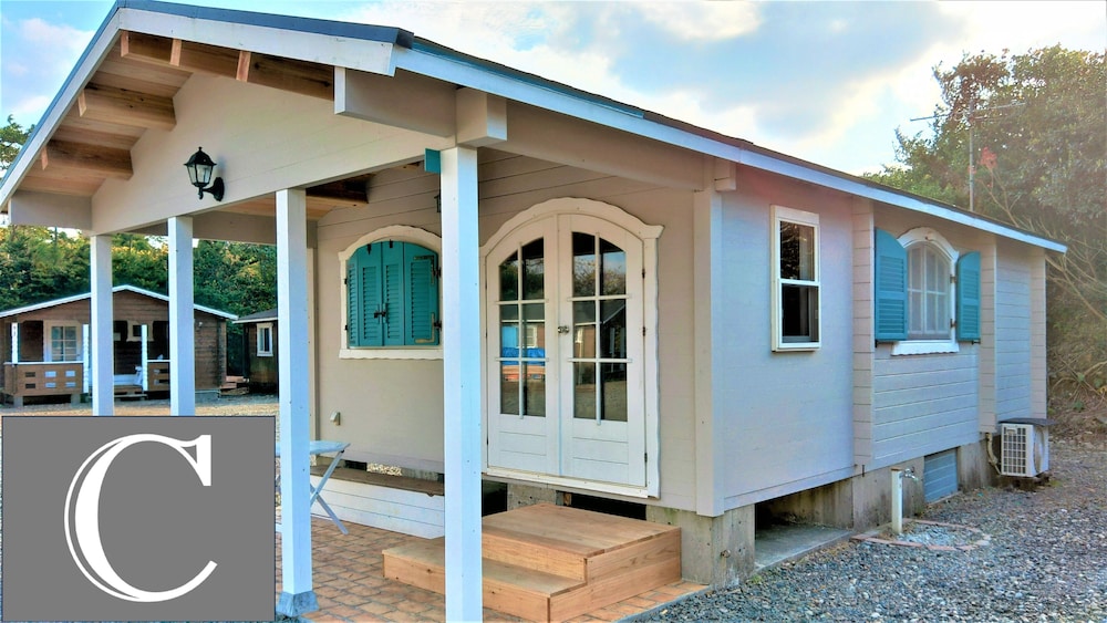 Cタイプ コテージ | コテージ 森のこかげ