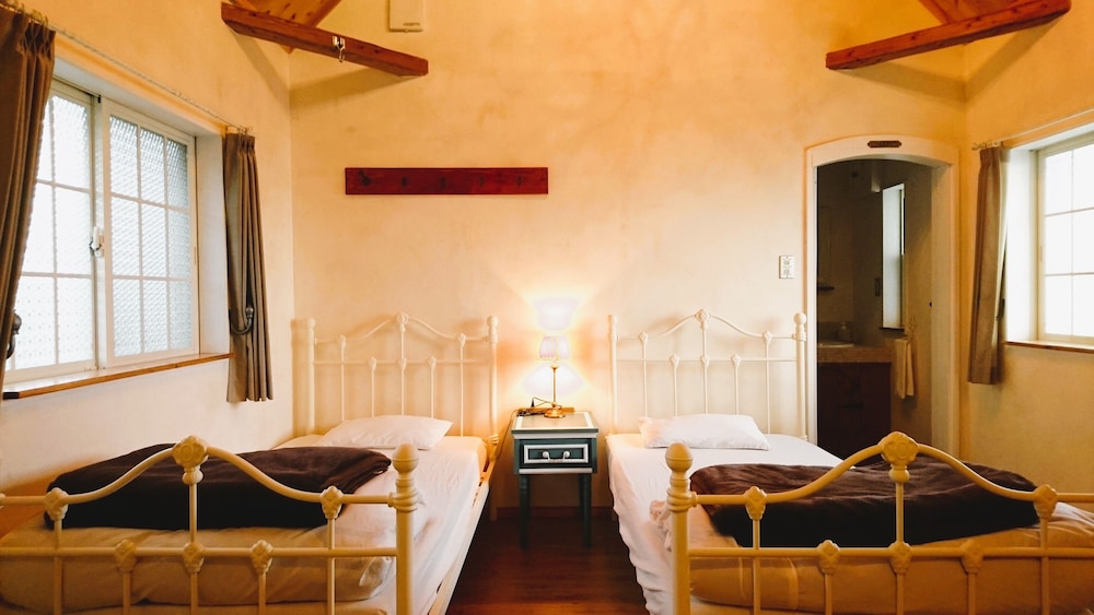 Sタイプ コテージ 客室4 | コテージ 森のこかげ