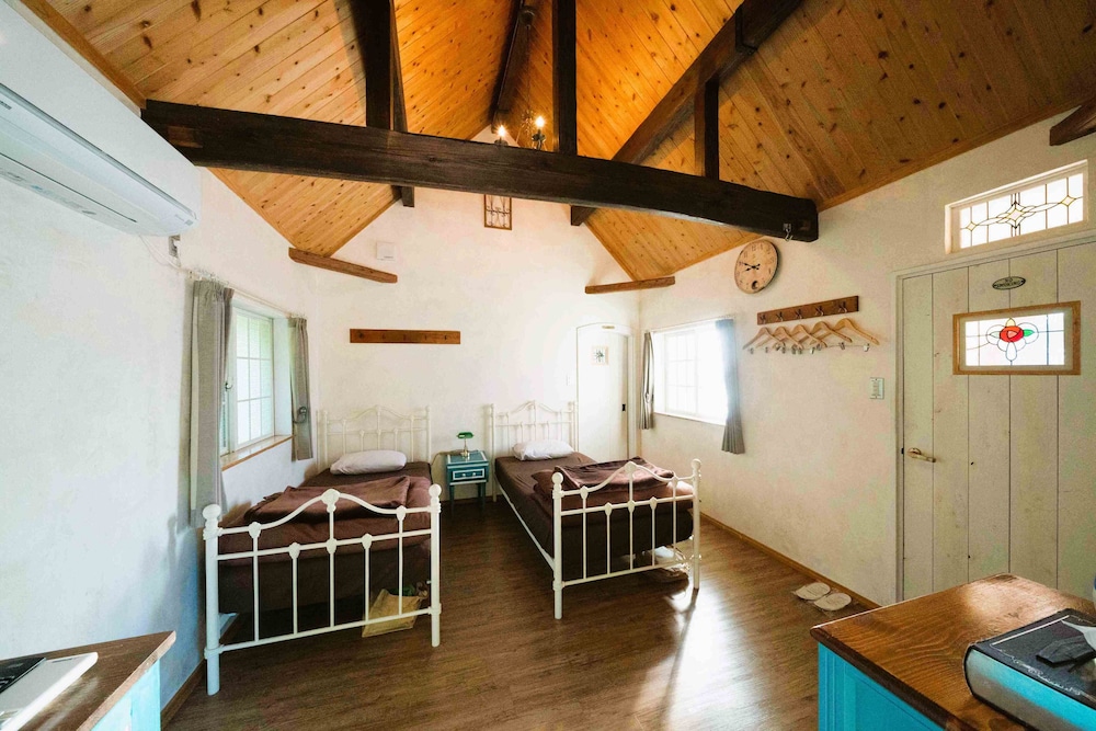 Sタイプ コテージ 客室2 | コテージ 森のこかげ