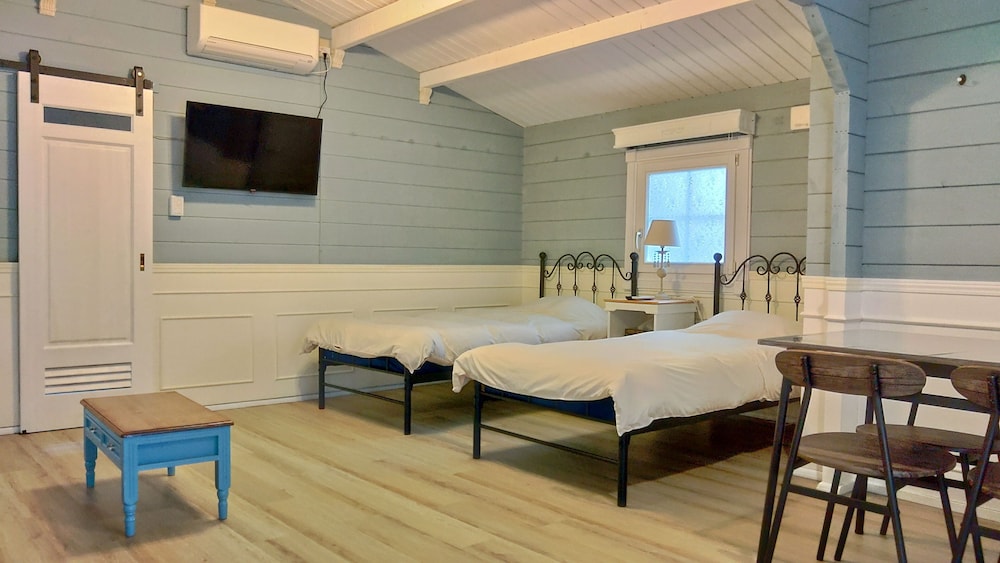 Bタイプ コテージ 客室1 | コテージ 森のこかげ