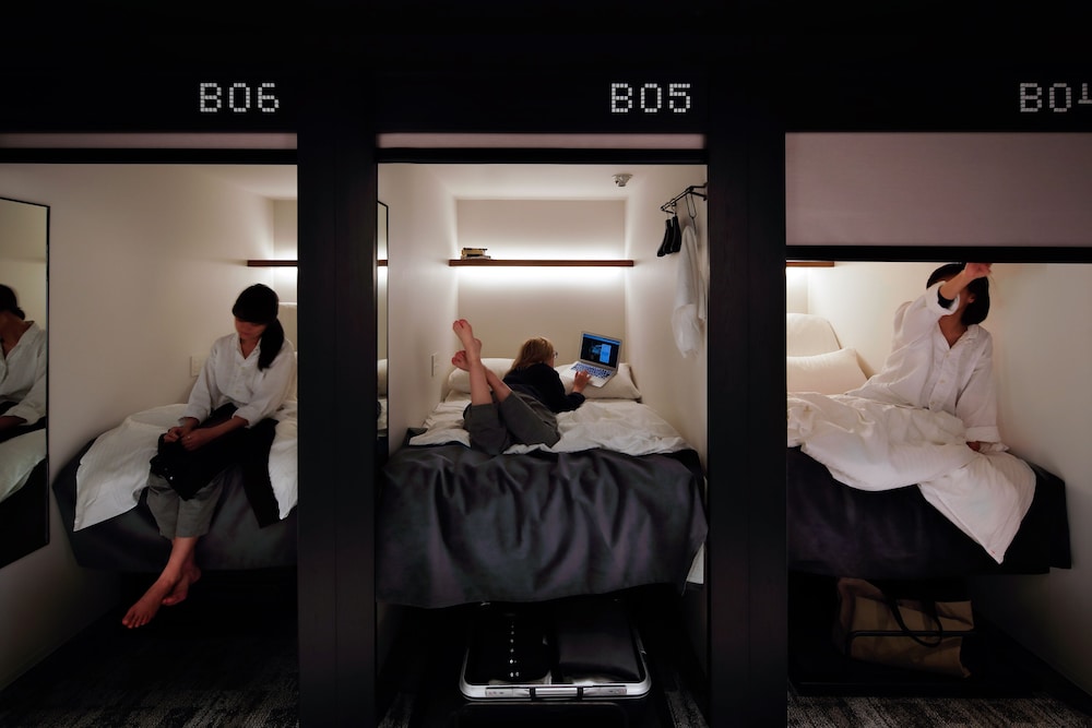 スマートポッド2室利用 - 全ての性別 客室8 | ザ ミレニアルズ京都