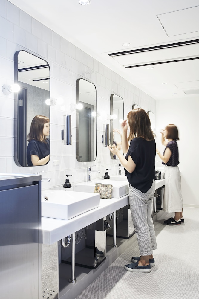 スマートポッド2室利用 - 全ての性別 バスルームの設備0 | ザ ミレニアルズ京都