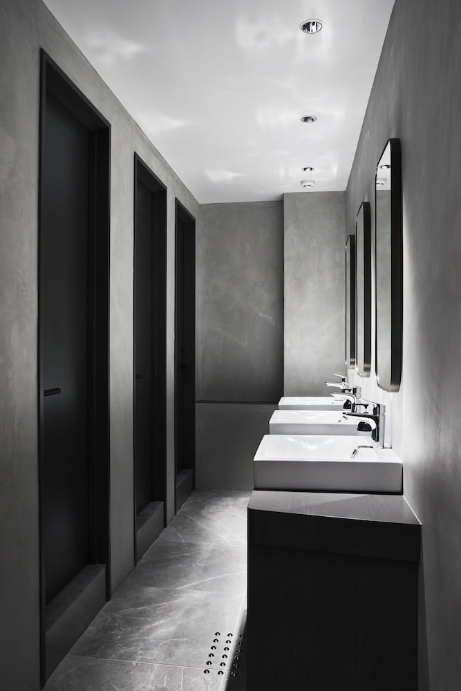 スマートポッド2室利用 - 全ての性別 バスルーム0 | ザ ミレニアルズ京都