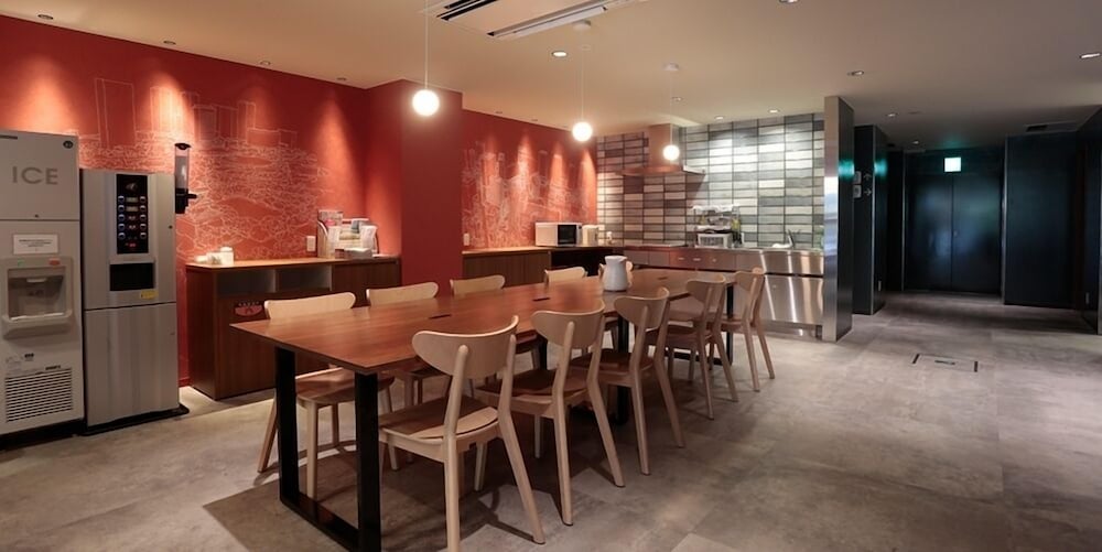 [リニューアル 禁煙ルーム] 和室ツイン (3畳) リビング エリア0 | ホテル ジパング