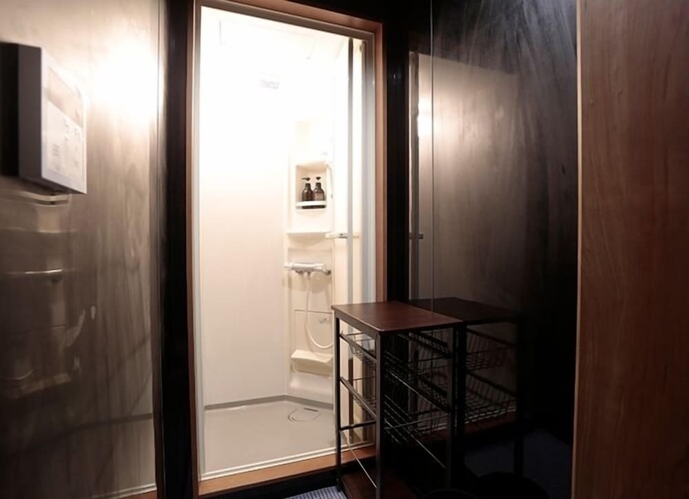 [リニューアル 禁煙ルーム] 和室ツイン (3畳) バスルーム0 | ホテル ジパング