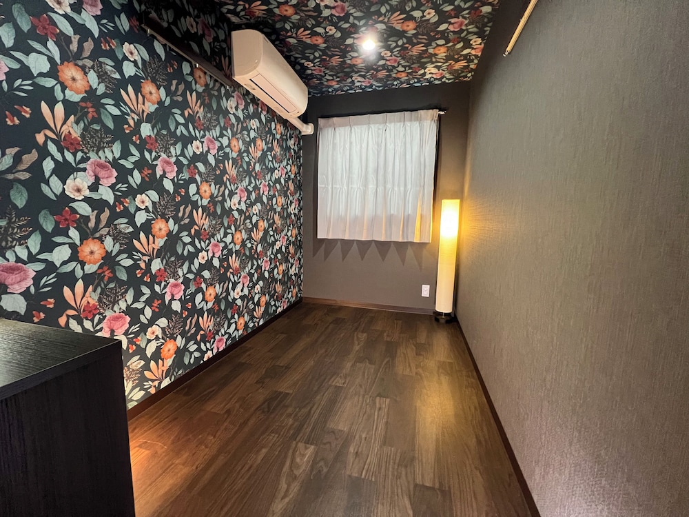 禁煙 和室3畳 エコノミー 2人部屋 共用バスルーム | ホテルサンプラザ