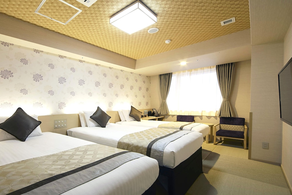 トリプルルーム 禁煙 | 深層水温泉 大阪逸の彩ホテル日本橋