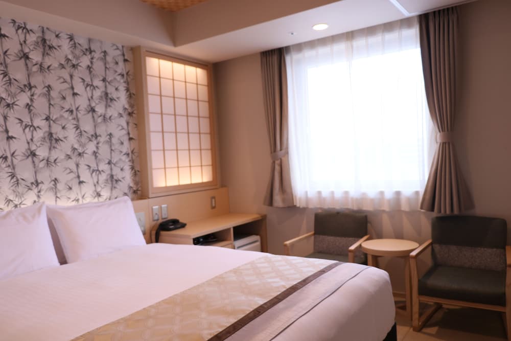 ダブルルーム 禁煙 | 深層水温泉 大阪逸の彩ホテル日本橋