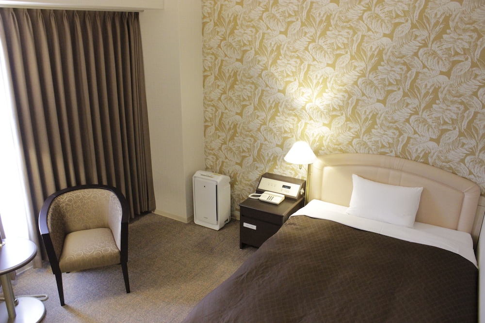 スタンダード ダブルルーム 禁煙 客室1 | レンブラントホテル大分