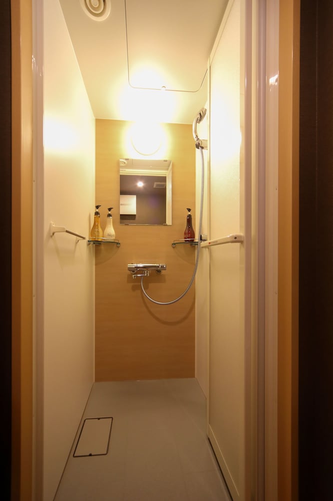 コンパクトツインルーム　禁煙 バスルームのシャワー0 | 天然温泉 吉野桜の湯 御宿 野乃 奈良