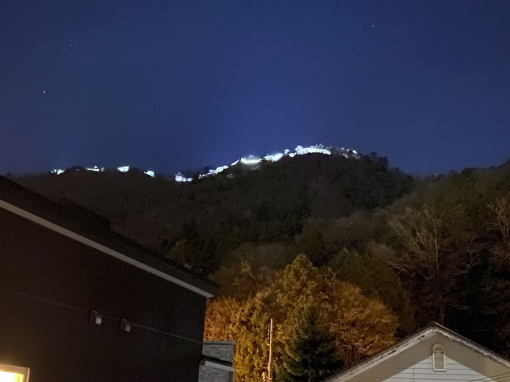 ラージシングルツイン + 和室 マウンテン ビュー0 | 宿屋 天空