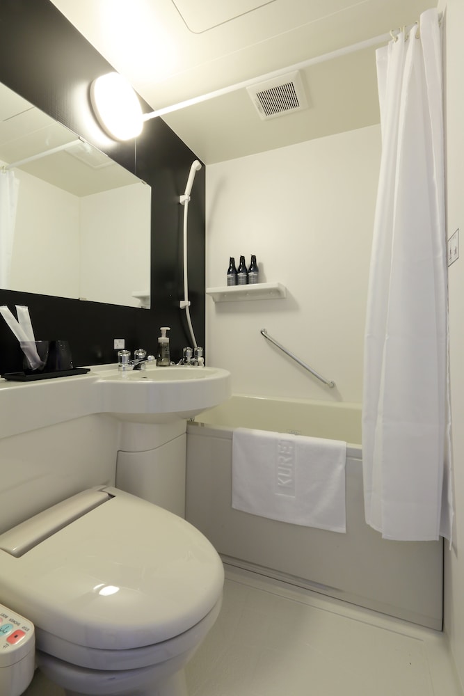 ダブルルーム 喫煙可 (添い寝分お子様のお食事代は無料) バスルームの設備0 | くれたけインプレミアム名古屋納屋橋