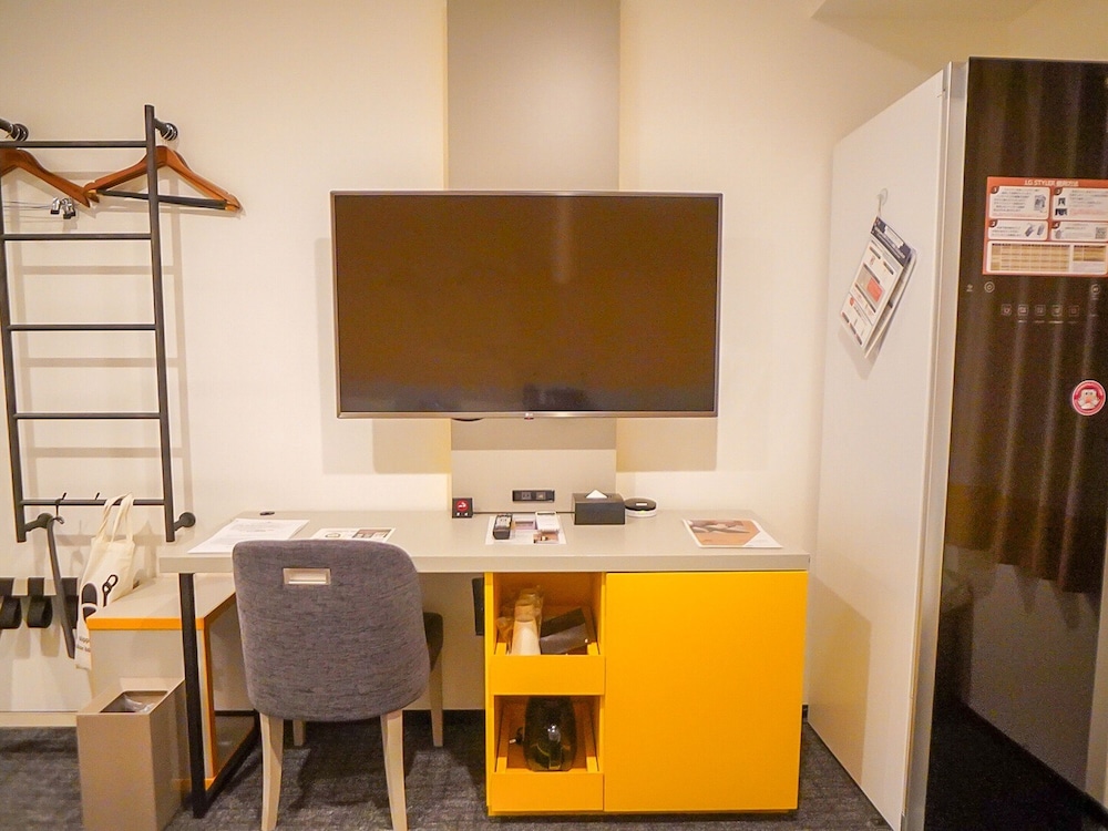 ダブルルーム ダブルベッド 1 台 禁煙 客室8 | 変なホテル東京 銀座