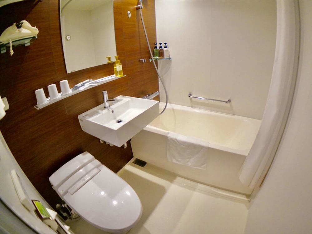 コーナーツインルーム 禁煙 バスルーム0 | 変なホテル東京 銀座