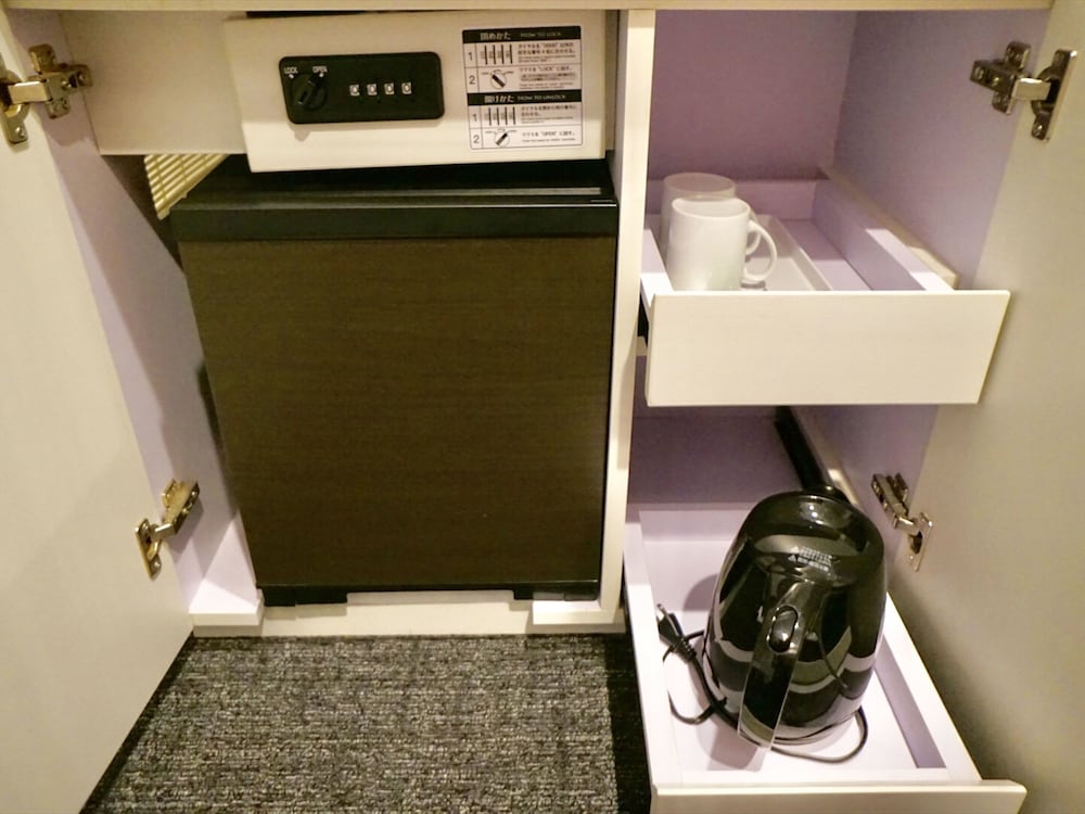 ダブルルーム ダブルベッド 1 台 禁煙 客室4 | 変なホテル東京 銀座