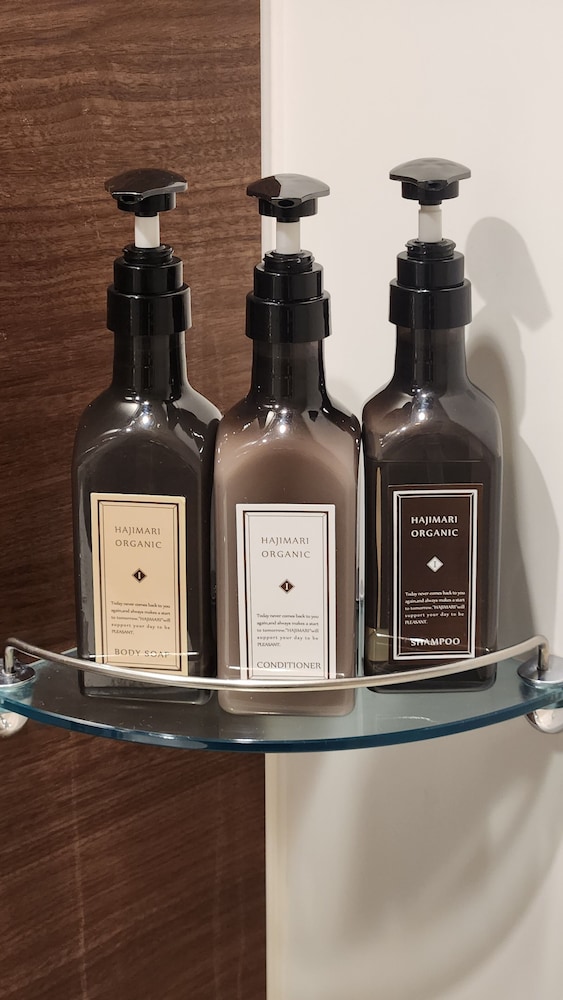 ダブルルーム ダブルベッド 1 台 禁煙 客室の設備とサービス0 | 変なホテル東京 銀座