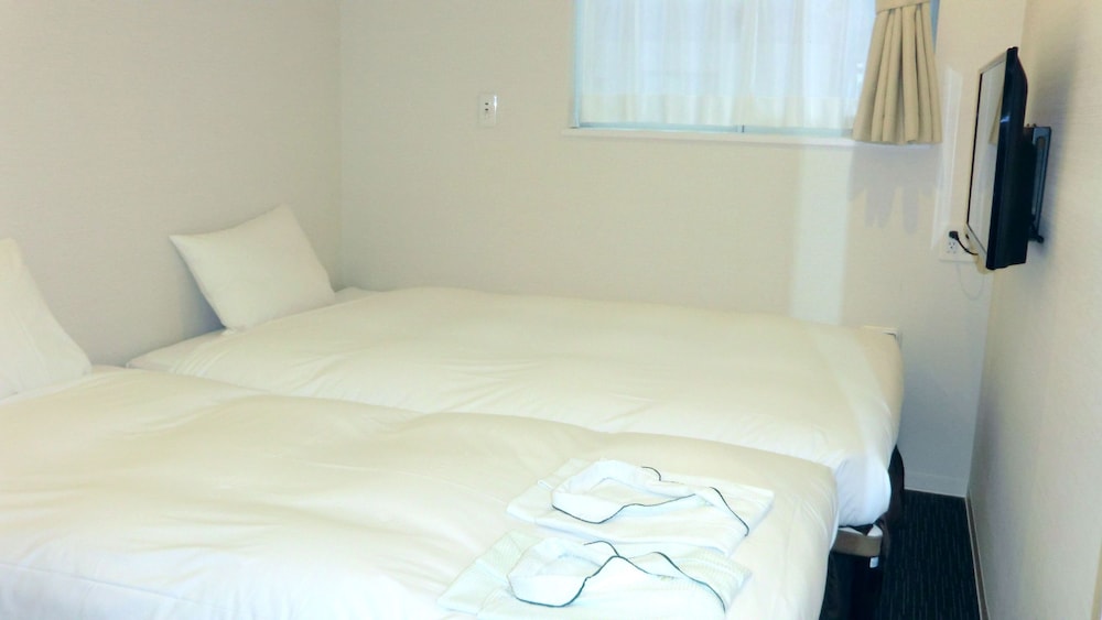 スタンダード ツインルーム 禁煙 | CVS BAY HOTEL 新館