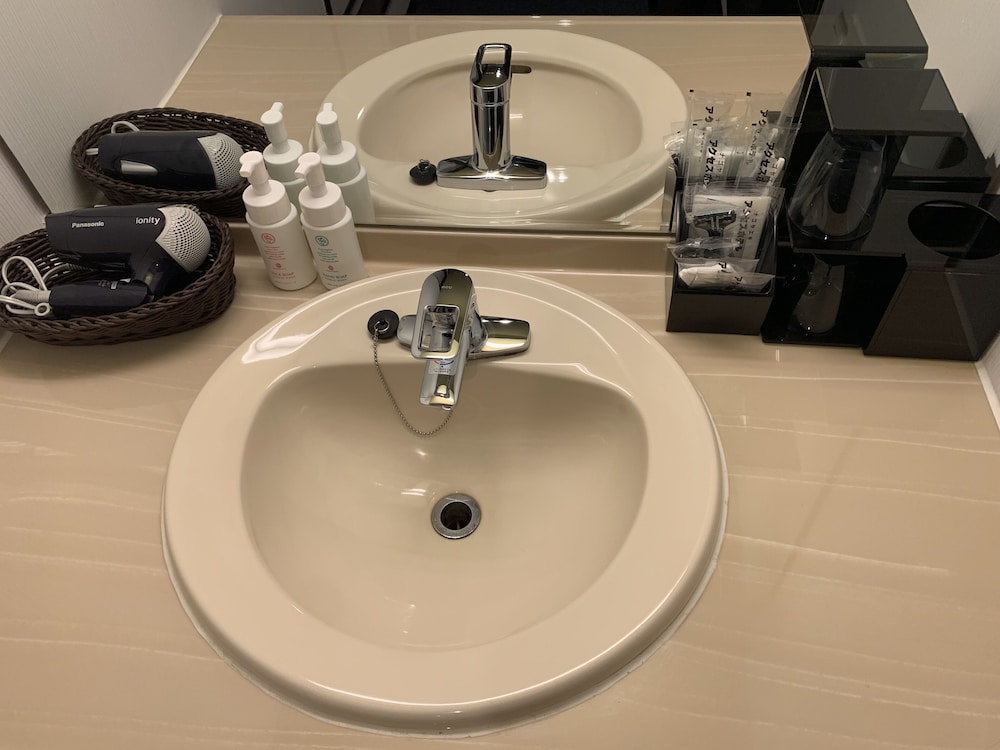 デラックス ツインルーム 禁煙 バスルーム1 | ナゴヤエキ アクセスホテル