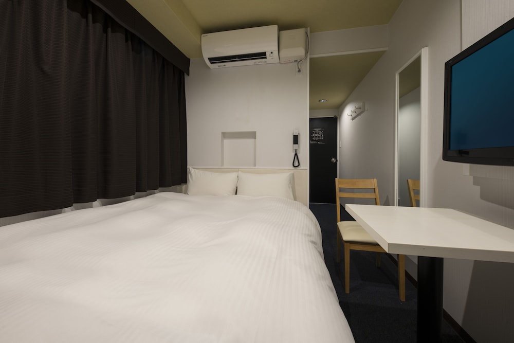 スタンダード ダブルルーム 禁煙 客室4 | ナゴヤエキ アクセスホテル