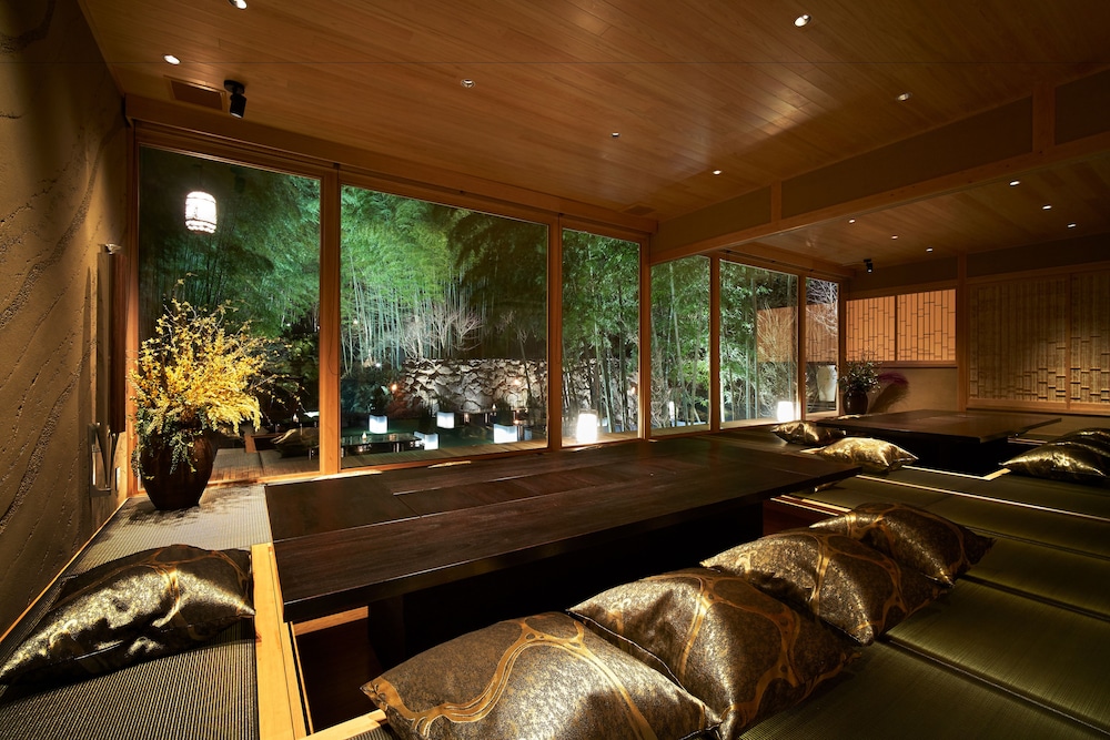 レストラン1 | 竹ふえ