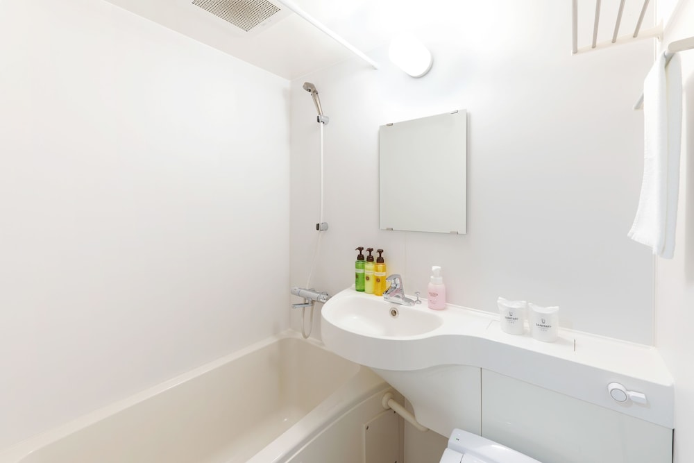 ツインルーム バスルーム0 | モンタン博多