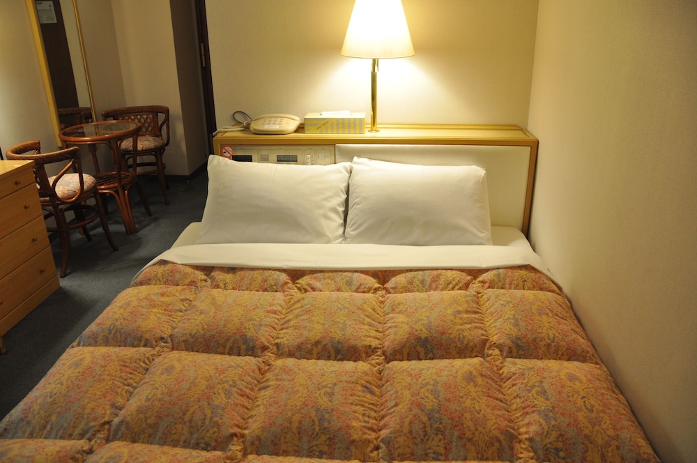 ダブルルーム 喫煙可 客室1 | パレスイン豊田