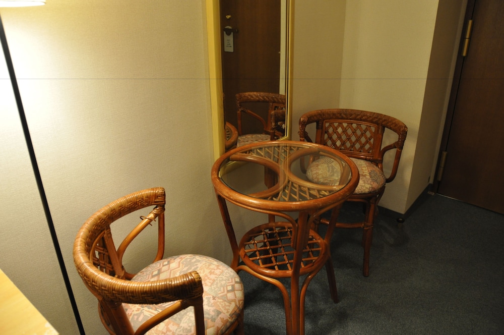 ダブルルーム 喫煙可 客室2 | パレスイン豊田